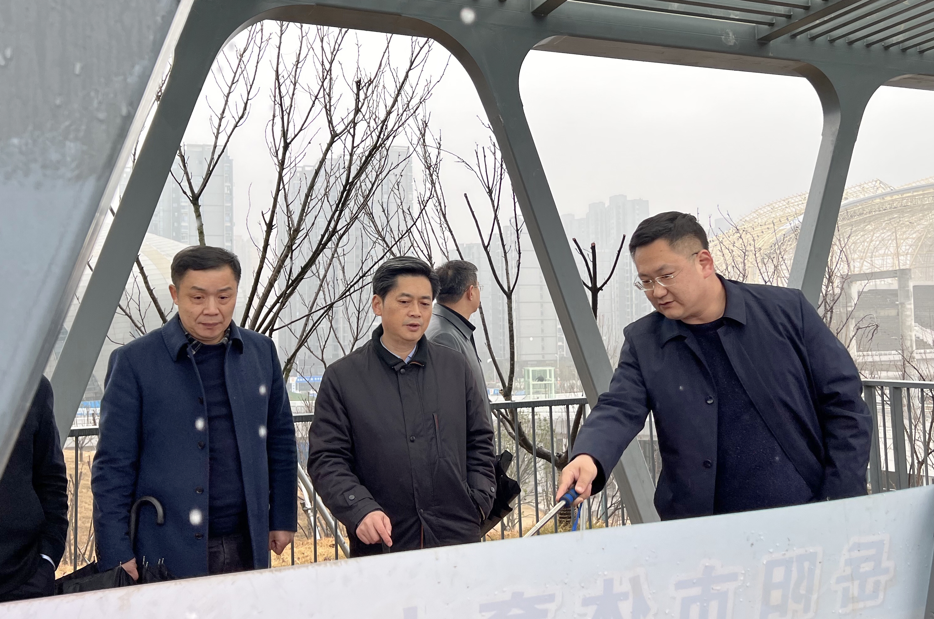 1月24日下午，趙岳平率隊調(diào)研省運會場館建設(shè)工作.jpg